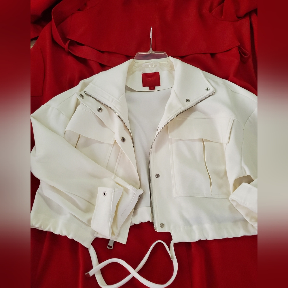 Jennifer Lopez cropped jacket cream colored medium